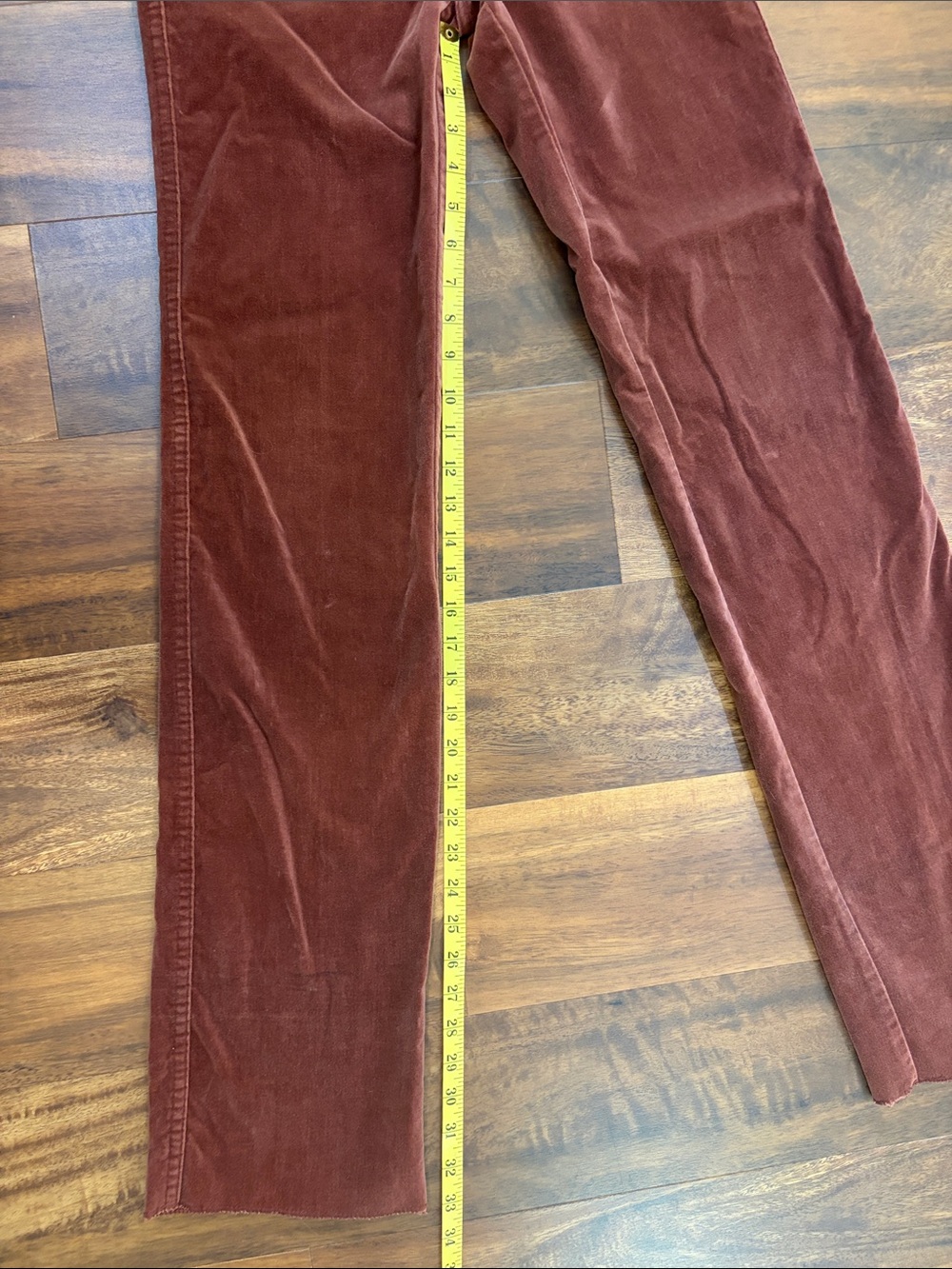 Vintage Women's Burgundy Corduroy Straight-Leg Jeans - Picture 6 of 7